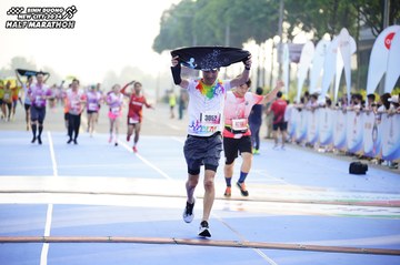BINH DUONG NEW CITY HALF MARATHON 2024 - Ảnh #1762402