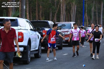 BINH DUONG NEW CITY HALF MARATHON 2024 - Ảnh #1755660