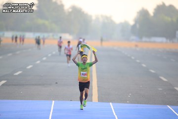 BINH DUONG NEW CITY HALF MARATHON 2024 - Ảnh #1740899