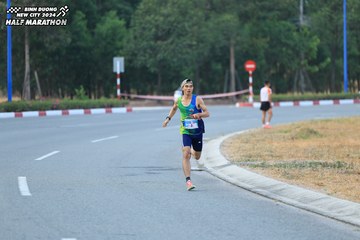 BINH DUONG NEW CITY HALF MARATHON 2024 - Ảnh #1735005