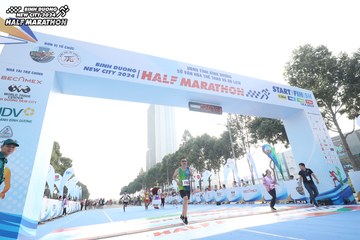 BINH DUONG NEW CITY HALF MARATHON 2024 - Ảnh #1822327