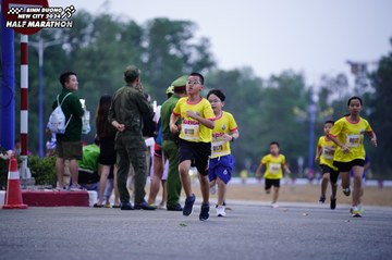 BINH DUONG NEW CITY HALF MARATHON 2024 - Ảnh #1725055