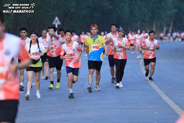 BINH DUONG NEW CITY HALF MARATHON 2024 - Ảnh #1750859
