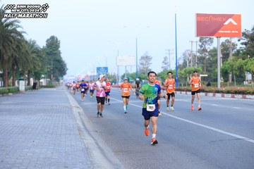 BINH DUONG NEW CITY HALF MARATHON 2024 - Ảnh #1772422