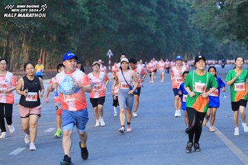 BINH DUONG NEW CITY HALF MARATHON 2024 - Ảnh #1772403