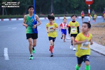 BINH DUONG NEW CITY HALF MARATHON 2024 - Ảnh #1726249