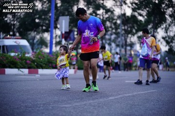BINH DUONG NEW CITY HALF MARATHON 2024 - Ảnh #1724895