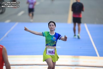 BINH DUONG NEW CITY HALF MARATHON 2024 - Ảnh #1740485