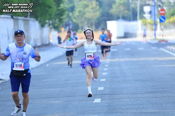BINH DUONG NEW CITY HALF MARATHON 2024 - Ảnh #1771086