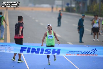 BINH DUONG NEW CITY HALF MARATHON 2024 - Ảnh #1738592