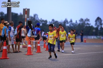 BINH DUONG NEW CITY HALF MARATHON 2024 - Ảnh #1728117