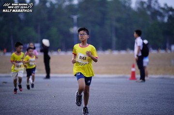 BINH DUONG NEW CITY HALF MARATHON 2024 - Ảnh #1725191