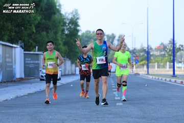 BINH DUONG NEW CITY HALF MARATHON 2024 - Ảnh #1764116