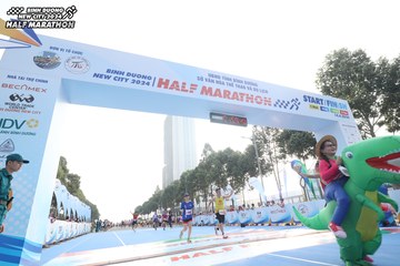 BINH DUONG NEW CITY HALF MARATHON 2024 - Ảnh #1821831