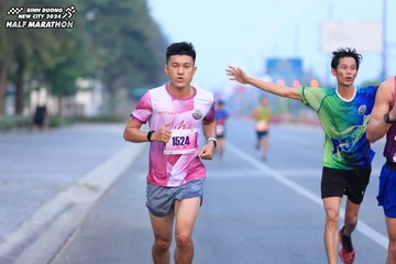 BINH DUONG NEW CITY HALF MARATHON 2024 - Ảnh #1766030
