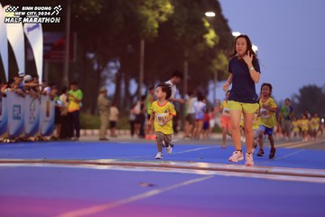 BINH DUONG NEW CITY HALF MARATHON 2024 - Ảnh #1729280