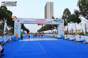 BINH DUONG NEW CITY HALF MARATHON 2024 - Ảnh #1736068