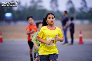 BINH DUONG NEW CITY HALF MARATHON 2024 - Ảnh #1725519