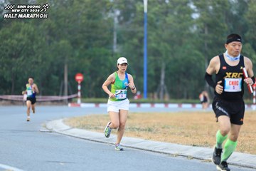 BINH DUONG NEW CITY HALF MARATHON 2024 - Ảnh #1735413
