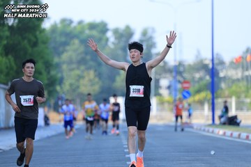 BINH DUONG NEW CITY HALF MARATHON 2024 - Ảnh #1765231