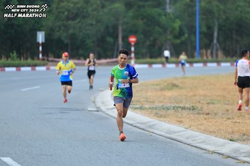BINH DUONG NEW CITY HALF MARATHON 2024 - Ảnh #1734945