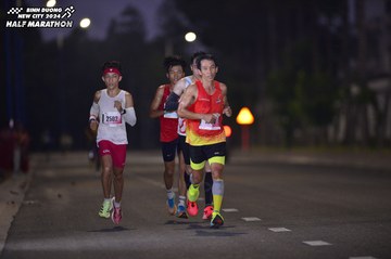 BINH DUONG NEW CITY HALF MARATHON 2024 - Ảnh #1755652