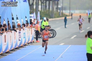 BINH DUONG NEW CITY HALF MARATHON 2024 - Ảnh #1739100