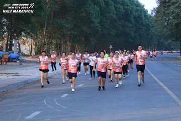 BINH DUONG NEW CITY HALF MARATHON 2024 - Ảnh #1772164