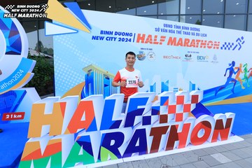 BINH DUONG NEW CITY HALF MARATHON 2024 - Ảnh #1723376