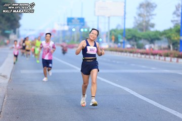 BINH DUONG NEW CITY HALF MARATHON 2024 - Ảnh #1767179