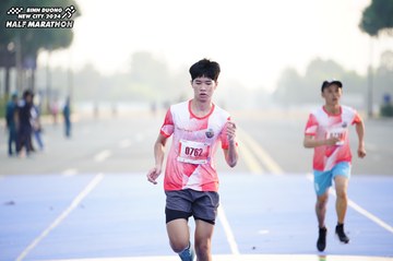 BINH DUONG NEW CITY HALF MARATHON 2024 - Ảnh #1756799