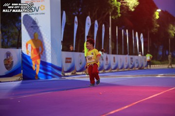 BINH DUONG NEW CITY HALF MARATHON 2024 - Ảnh #1729370