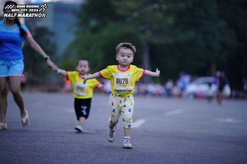 BINH DUONG NEW CITY HALF MARATHON 2024 - Ảnh #1724868