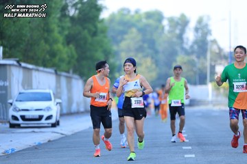 BINH DUONG NEW CITY HALF MARATHON 2024 - Ảnh #1776277