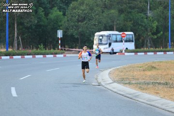 BINH DUONG NEW CITY HALF MARATHON 2024 - Ảnh #1735083