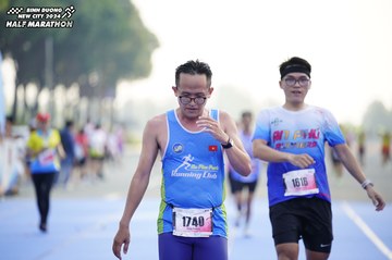 BINH DUONG NEW CITY HALF MARATHON 2024 - Ảnh #1763382