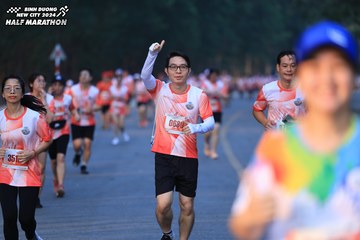 BINH DUONG NEW CITY HALF MARATHON 2024 - Ảnh #1771912