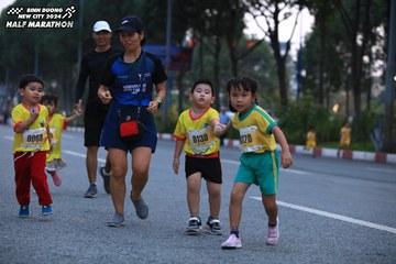 BINH DUONG NEW CITY HALF MARATHON 2024 - Ảnh #1727836