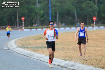 BINH DUONG NEW CITY HALF MARATHON 2024 - Ảnh #1735322