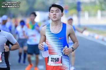 BINH DUONG NEW CITY HALF MARATHON 2024 - Ảnh #1770442
