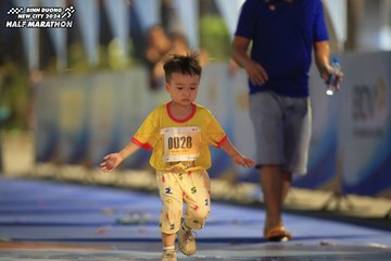 BINH DUONG NEW CITY HALF MARATHON 2024 - Ảnh #1728791