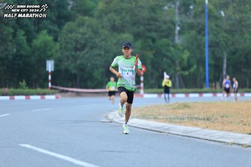 BINH DUONG NEW CITY HALF MARATHON 2024 - Ảnh #1735856