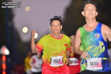 BINH DUONG NEW CITY HALF MARATHON 2024 - Ảnh #1756487