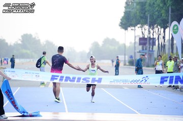 BINH DUONG NEW CITY HALF MARATHON 2024 - Ảnh #1771261