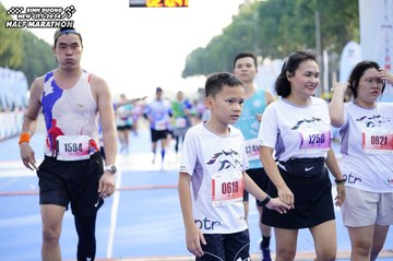 BINH DUONG NEW CITY HALF MARATHON 2024 - Ảnh #1759674