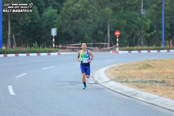 BINH DUONG NEW CITY HALF MARATHON 2024 - Ảnh #1735377