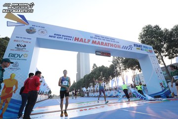 BINH DUONG NEW CITY HALF MARATHON 2024 - Ảnh #1738111