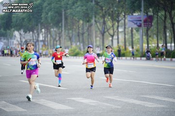 BINH DUONG NEW CITY HALF MARATHON 2024 - Ảnh #1729829