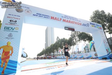 BINH DUONG NEW CITY HALF MARATHON 2024 - Ảnh #1819186