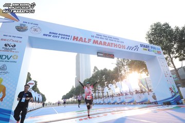BINH DUONG NEW CITY HALF MARATHON 2024 - Ảnh #1819675